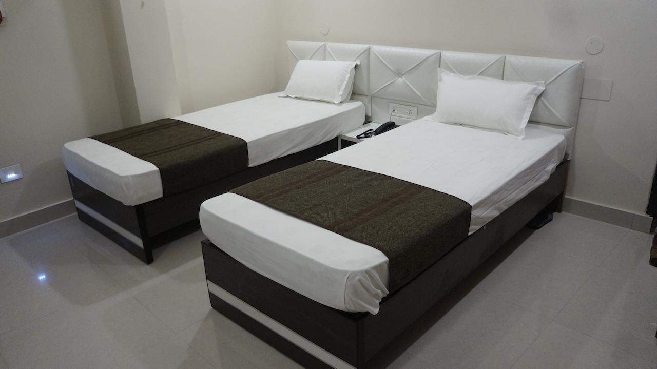 Hotel Golden Tulip Jalpaiguri Bagian luar foto